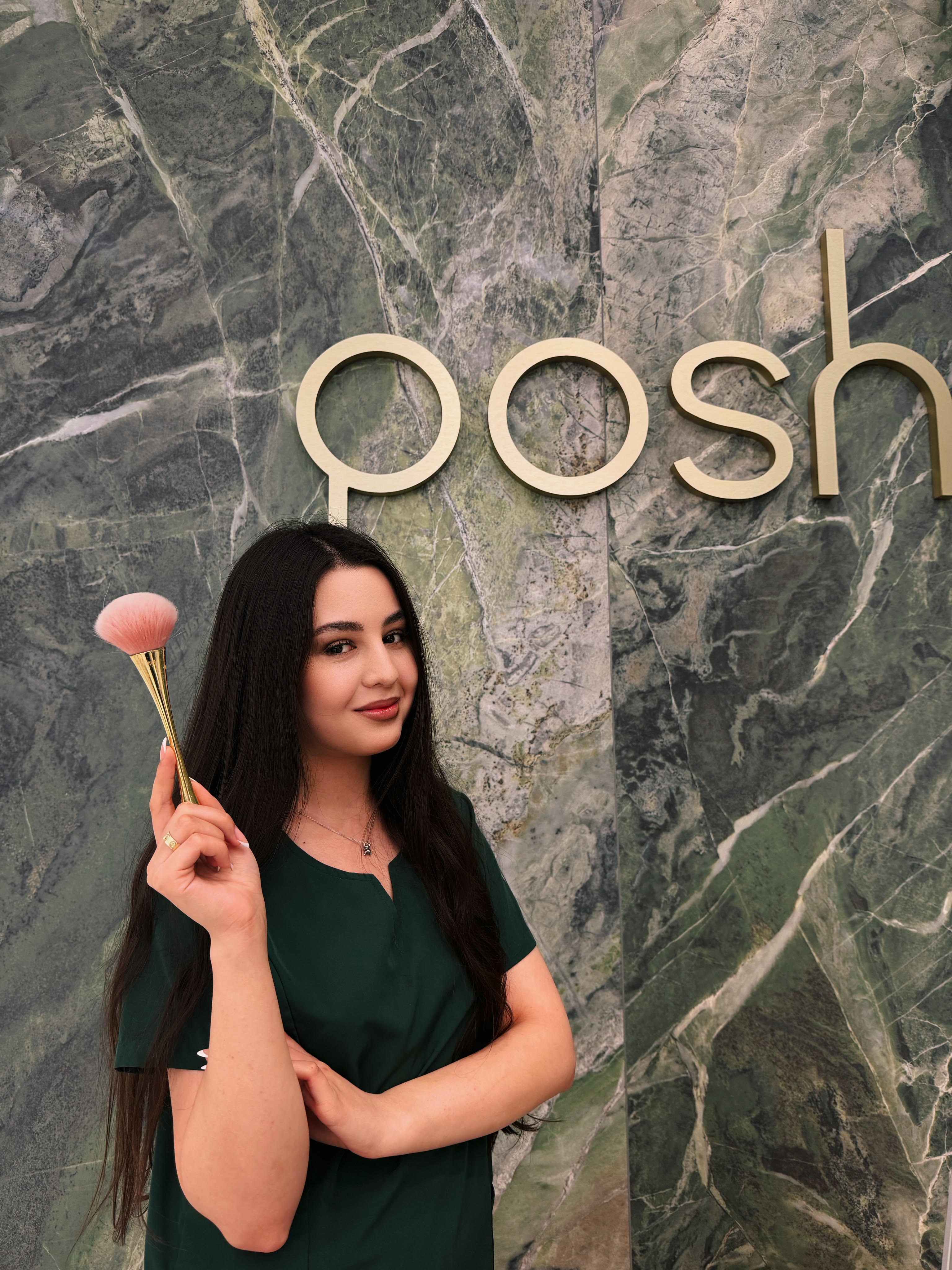 Anisa - Manicure Technician
